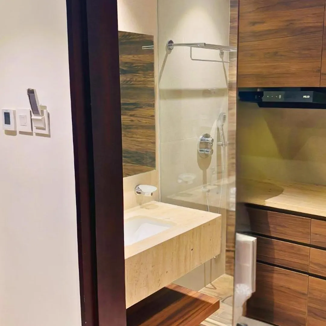 Pantao Luxe Studio-Aipl Joy Square Gurgaon Apartamento