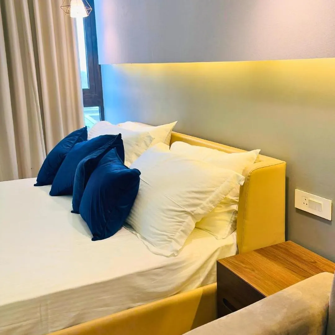 Pantao Luxe Studio-Aipl Joy Square Gurgaon
